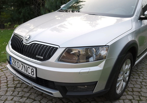 Skoda Octavia cena 57900 przebieg: 240000, rok produkcji 2015 z Nysa małe 466